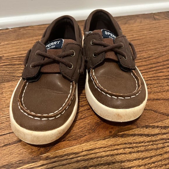 Sperry Boys Loafers - Picture 1 of 6